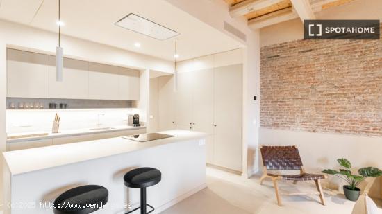 Maravilloso apartamento amueblado en Poblenou - BARCELONA