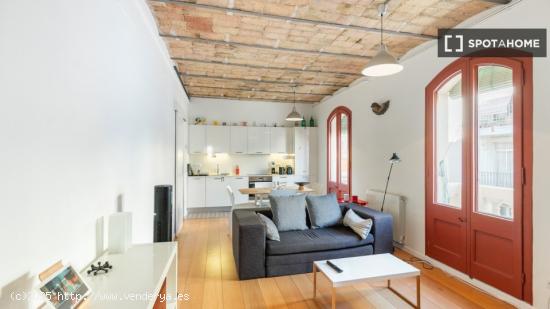 Precioso y luminoso apartamento en las faldas de Montjuic - BARCELONA