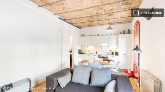 Precioso y luminoso apartamento en las faldas de Montjuic - BARCELONA