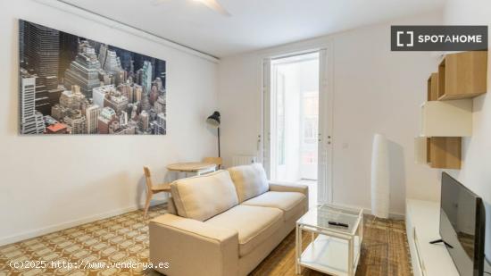 Moderno apartamento amueblado en Plaza Tetuán - BARCELONA