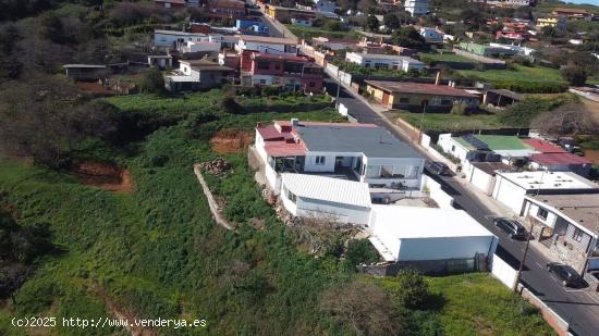 VENTA DE CHALET EN LA ESPERANZA - SANTA CRUZ DE TENERIFE