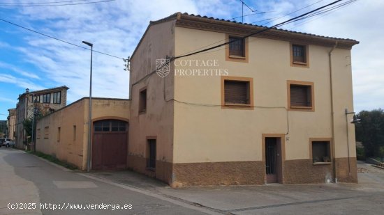 Villa en venta en Maià de Montcal (Girona)