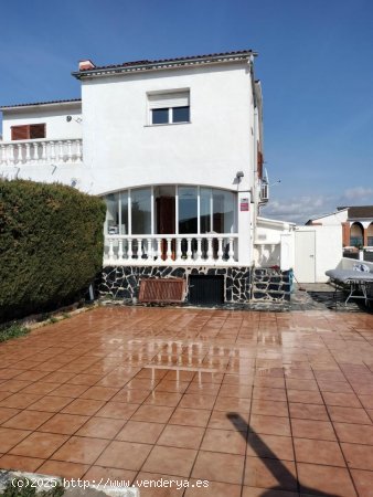 Unifamiliar adosada en venta  en Albinyana - Tarragona