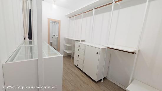 ¡ VIVIENDA COMPLETAMENTE REFORMADA, VESTIDOR Y COCINA CON ISLA ! - ALICANTE