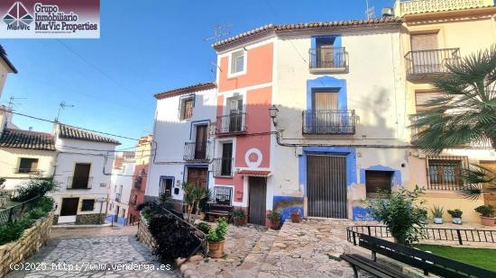 Casa de Pueblo en Venta en el Corazón de Finestrat, Alicante - ALICANTE