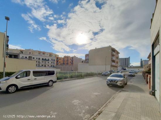 GRAN TERRENO EDIFICABLE - TARRAGONA