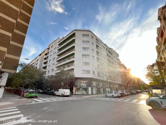  PLAZA DE GARAJE PARA COCHE MEDIANO EN ZONA PARQUE MIRAFLORES Y CAMINO DE LAS TORRES - ZARAGOZA 