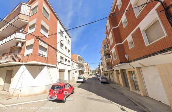 Se vende piso OKUPADO en Sant Vicenç de Castellet (Barcelona) - BARCELONA