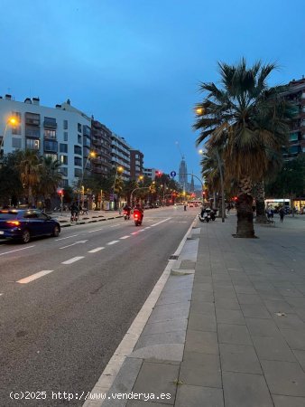 Plaza de aparcamiento en venta  en Barcelona - Barcelona