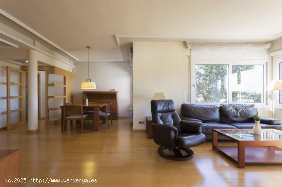 Unifamiliar adosada en venta  en Girona - Girona