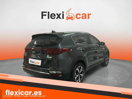 Kia Sportage 1.6 MHEV Drive Plus 100kW (136CV) 4x2 - Badalona