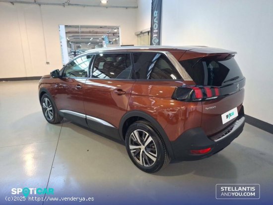 Peugeot 5008  1.2 PureTech 96KW S&S Allure Pack - Barcelona