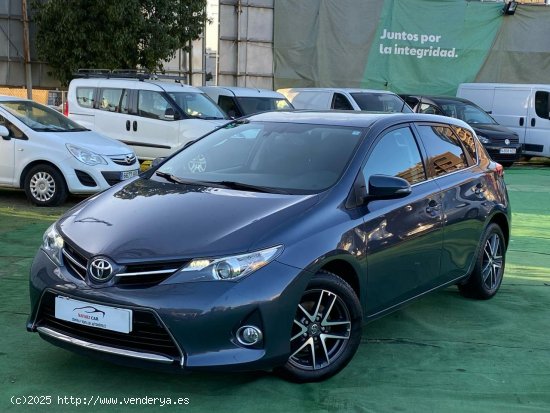 Toyota Auris 1.4 90CV - Esplugas de Llobregat