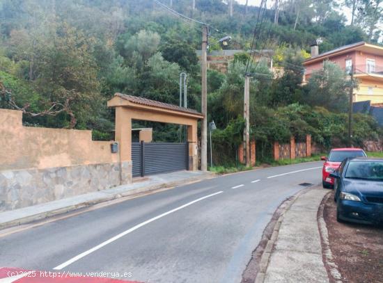 Terreno urbano en Cervello, con vistas, cerca del enlace a  N340. - BARCELONA