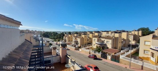 Chalet en venta en Orihuela (Alicante)