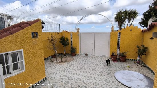 Chalet en venta en Ciudad Quesada (Alicante)